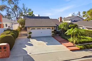 23001 Via Santa Maria, Mission Viejo, CA 92691 - Photo 31