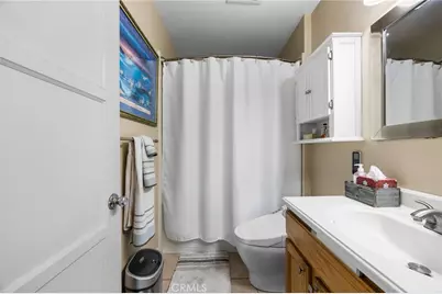 2255 Pepperwood Avenue, Long Beach, CA 90815 - Photo 31