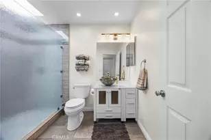 2255 Pepperwood Ave, Long Beach, CA 90815 - Photo 27