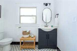 451 W 10th, Long Beach, CA 90813 - Photo 9