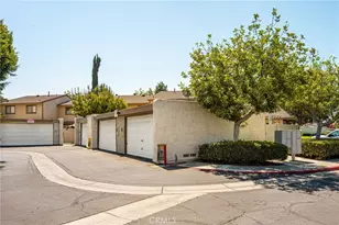 2943 N Cottonwood, Orange, CA 92865 - Photo 33