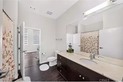 435 W Center Street, Anaheim, CA 92805 - Photo 17