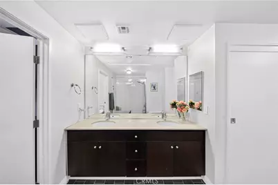 435 W Center Street, Anaheim, CA 92805 - Photo 23