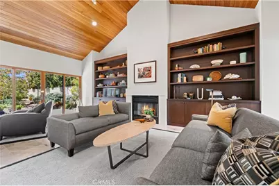 14291 Wisteria Lane, Tustin, CA 92780 - Photo 13