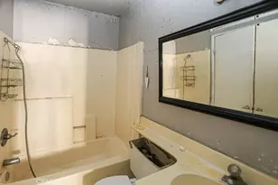2760 Condor Creek, Ontario, CA 91761 - Photo 15