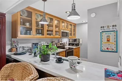 5201 S Marina Pacifica Drive, Long Beach, CA 90803 - Photo 9
