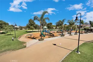 470 N Londonderry Ln, Orange, CA 92869 - Photo 23