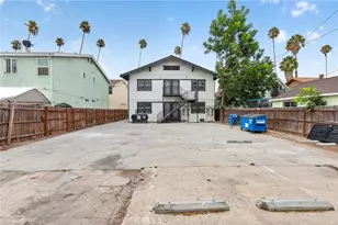 611 W 46th, Los Angeles, CA 90037 - Photo 9