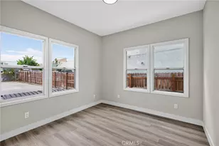 611 W 46th, Los Angeles, CA 90037 - Photo 15