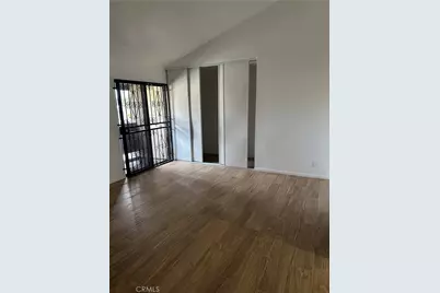 2674 Clarendon, B Avenue, Huntington Park, CA 90255 - Photo 13