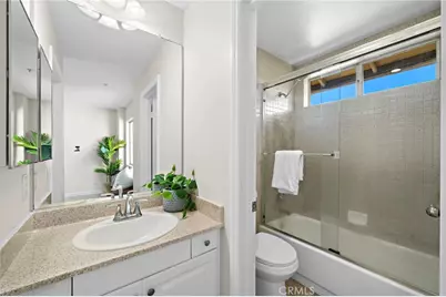 551 W Summerfield, Anaheim, CA 92802 - Photo 19
