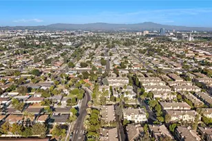 551 W Summerfield, Anaheim, CA 92802 - Photo 45