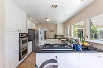 2730 Marber, Long Beach, CA 90815 - Photo 19