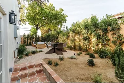 3371 Garden, Los Angeles, CA 90039 - Photo 37