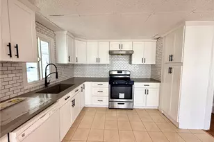3050 W Ball Rd, Anaheim, CA 92804 - Photo 9