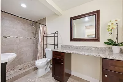 1946 W Broadway, Anaheim, CA 92804 - Photo 19