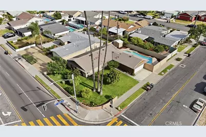 1946 W Broadway, Anaheim, CA 92804 - Photo 23