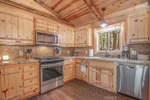 1793 Columbine Dr, Big Bear City, CA 92314 - Photo 13