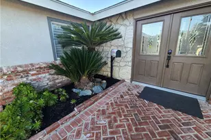 5253 E Woodwind, Anaheim, CA 92807 - Photo 9