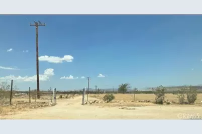 56111 Sun Terrace, Yucca Valley, CA 92284 - Photo 15