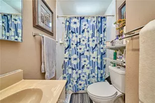 1390 W 33rd St, Long Beach, CA 90810 - Photo 25