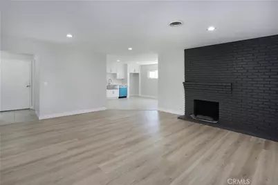 2105 W Hall, Santa Ana, CA 92704 - Photo 11