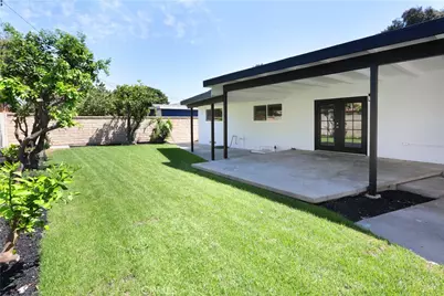 2105 W Hall, Santa Ana, CA 92704 - Photo 29