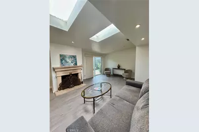 103 Yorktown, Newport Beach, CA 92660 - Photo 25