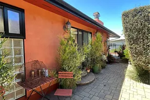 103 Yorktown, Newport Beach, CA 92660 - Photo 9