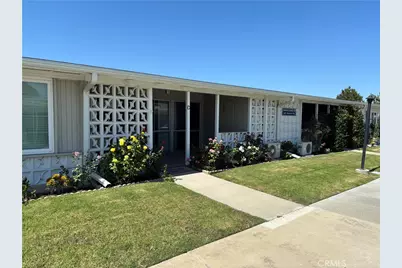 1621 Monterey Road #M2-19D, Seal Beach, CA 90740 - Photo 3