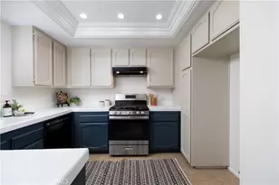 212 Mayfair, Costa Mesa, CA 92627 - Photo 9