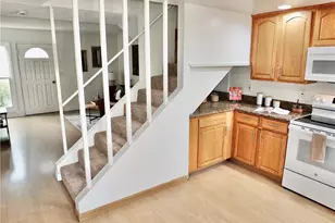4005 Churchill Ct, Cypress, CA 90630 - Photo 9