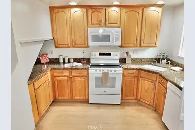 4005 Churchill Court, Cypress, CA 90630 - Photo 7