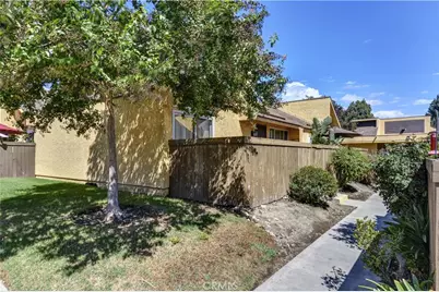 435 W 9th #E1, Upland, CA 91786 - Photo 1