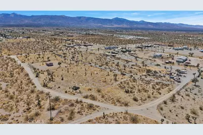 2575 Sacramento, Pinon Hills, CA 92372 - Photo 19