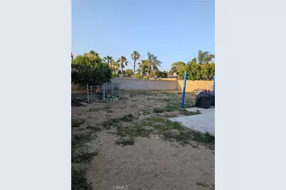 9475 Acacia, Fontana, CA 92335 - Photo 3