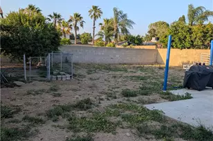 9475 Acacia, Fontana, CA 92335 - Photo 3