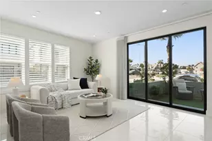 208 Ocean Pl, Seal Beach, CA 90740 - Photo 27