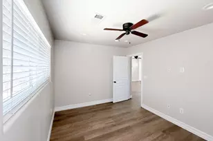 1785 Woodland Dr, Hanford, CA 93230 - Photo 23