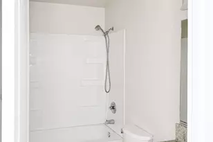 1785 Woodland Dr, Hanford, CA 93230 - Photo 17