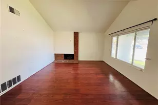 19302 Teresa, Cerritos, CA 90703 - Photo 5