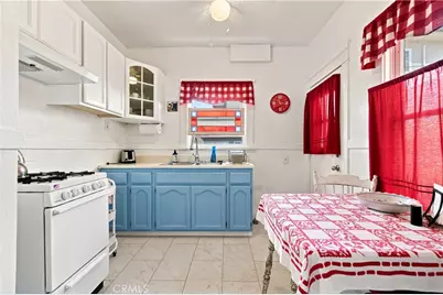 1915 E 3rd, Long Beach, CA 90802 - Photo 13