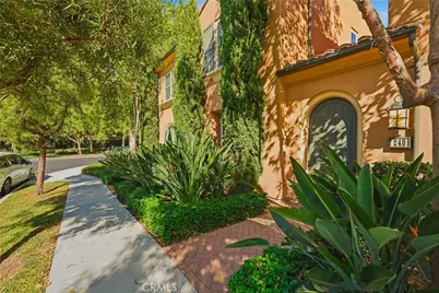 240 Mayfair, Irvine, CA 92620 - Photo 11