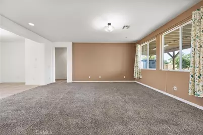 8209 Coral Point Court, Bakersfield, CA 93313 - Photo 9