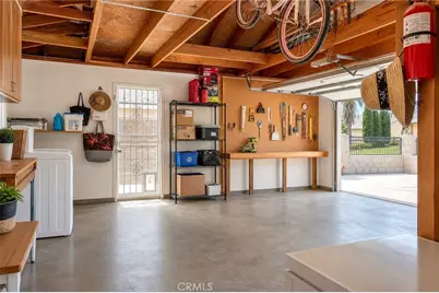 9087 Rosecrest Lane, Fontana, CA 92335 - Photo 37