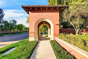 39 Arrowhead, Irvine, CA 92618 - Photo 5