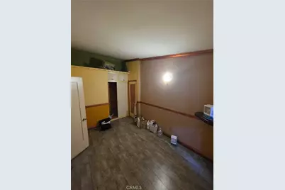 5925 Whitnall Highway, Los Angeles, CA 91601 - Photo 23