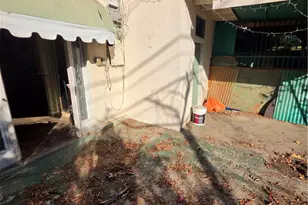 5925 Whitnall Hwy, Los Angeles, CA 91601 - Photo 11