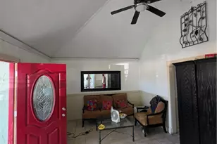 5925 Whitnall Hwy, Los Angeles, CA 91601 - Photo 5