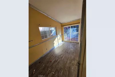 5925 Whitnall Highway, Los Angeles, CA 91601 - Photo 33